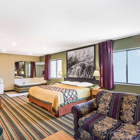 Super 8 By Wyndham Chanute Exteriér fotografie