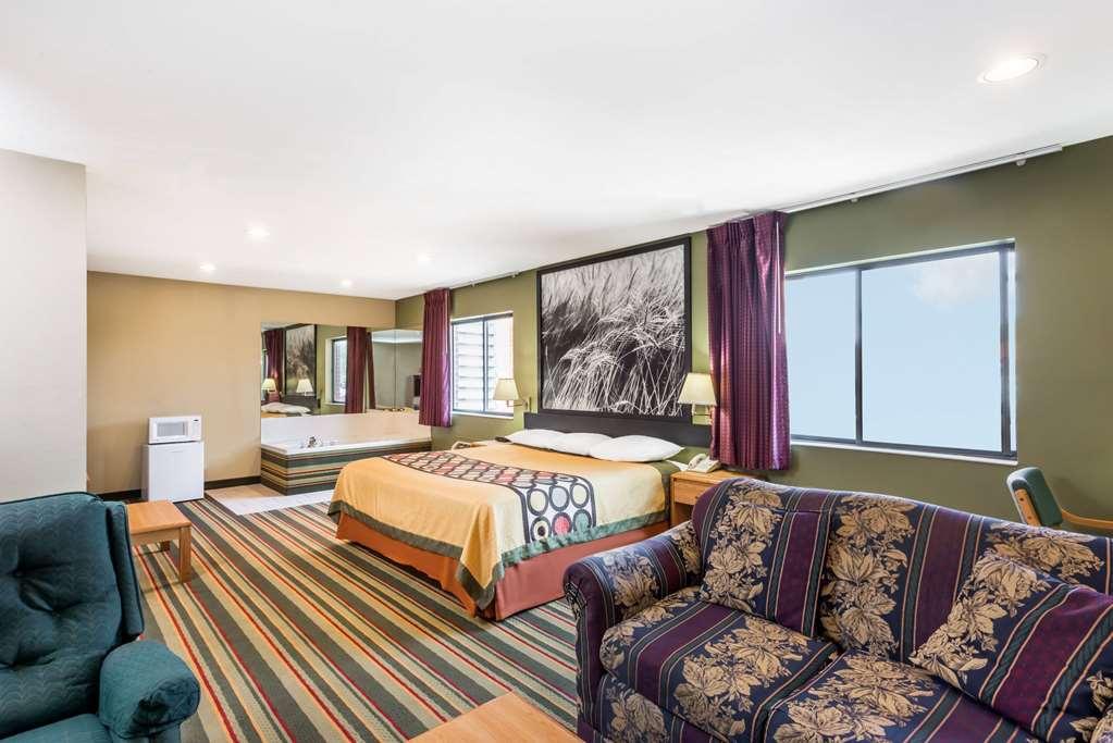 Super 8 By Wyndham Chanute Pokoj fotografie