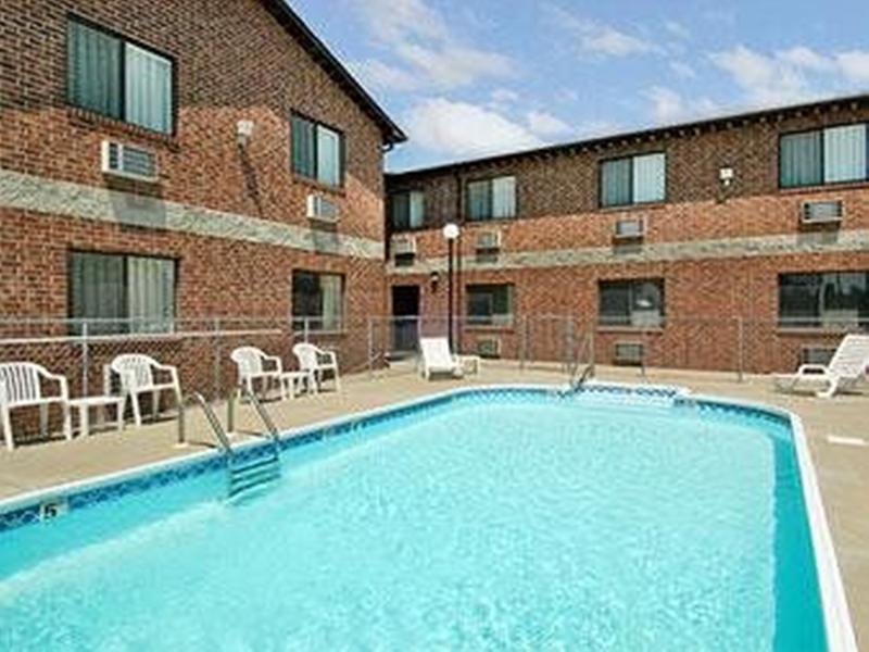 Super 8 By Wyndham Chanute Exteriér fotografie